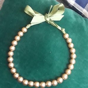 Ribbon necklace